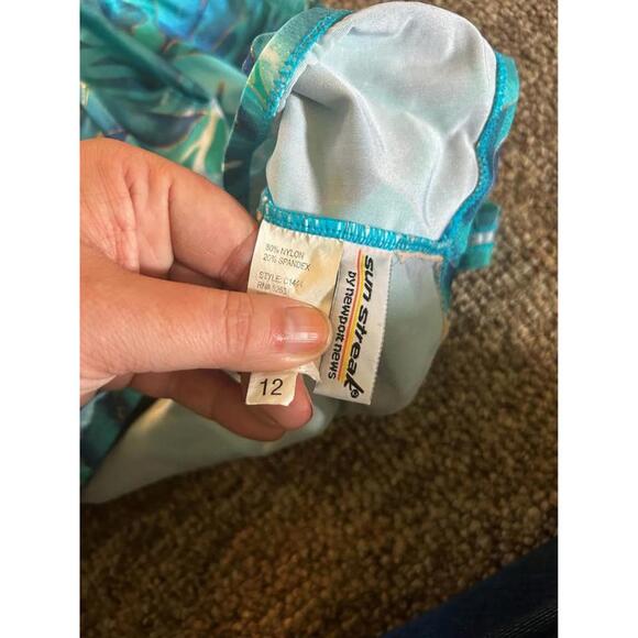 Sun Streak Tropical Print One-Piece Swimsuit - Size 12 - Picture 3 of 3